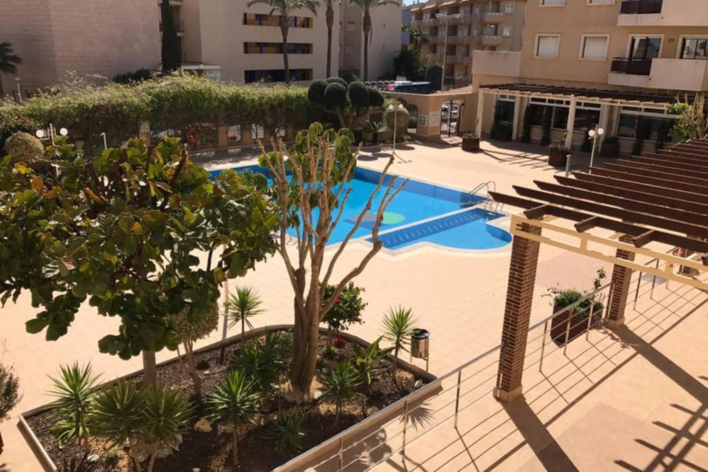 Lovely Apartment In Cabo Roig Near Beach โอริอุเอลา ภายนอก รูปภาพ
