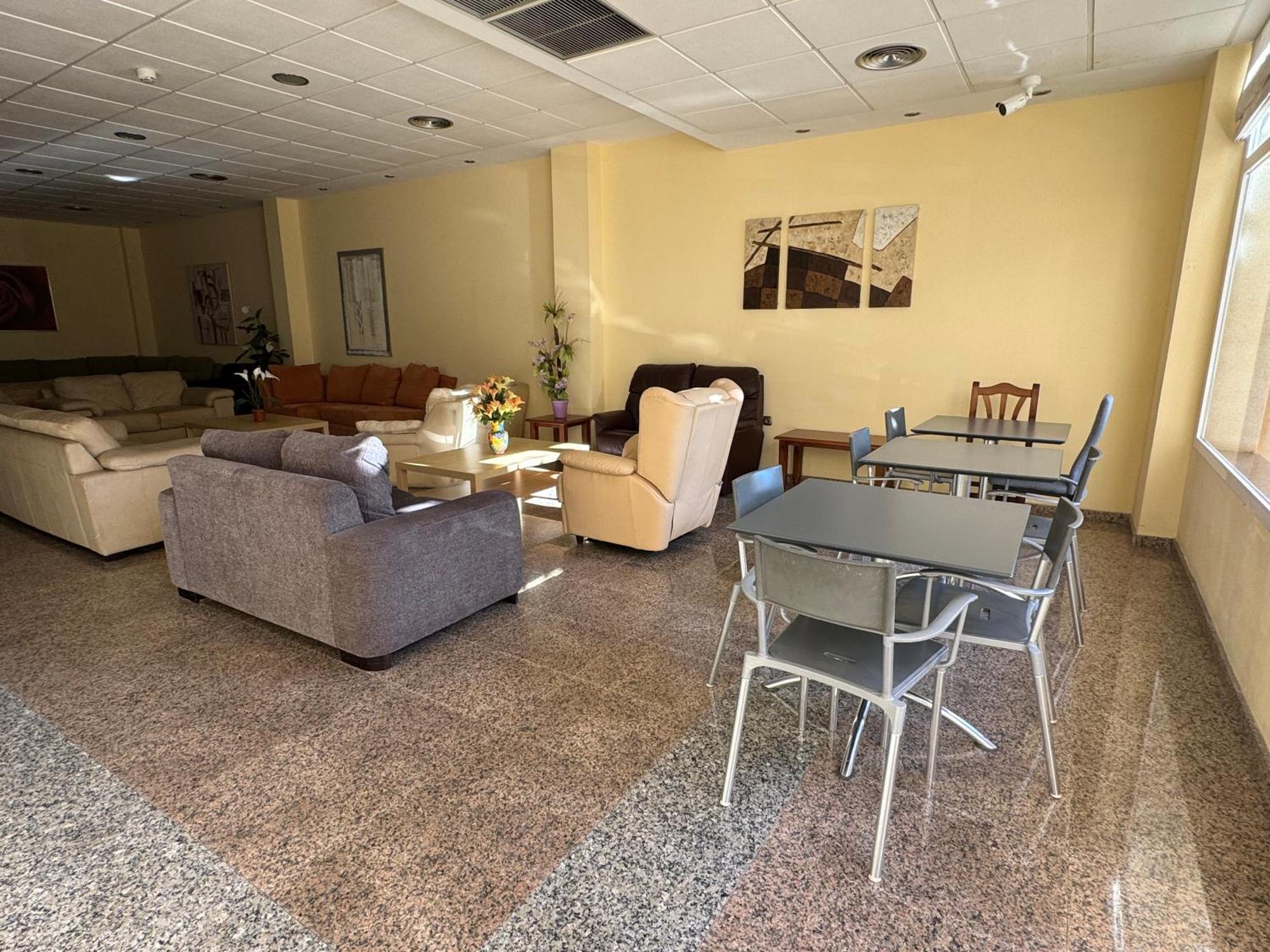 Lovely Apartment In Cabo Roig Near Beach โอริอุเอลา ภายนอก รูปภาพ